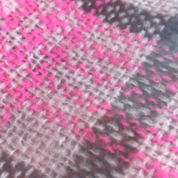 NWT Madewell Azalea plaid Gauzy pink plaid Scarf New Great Gift Idea - Picture 5 of 6